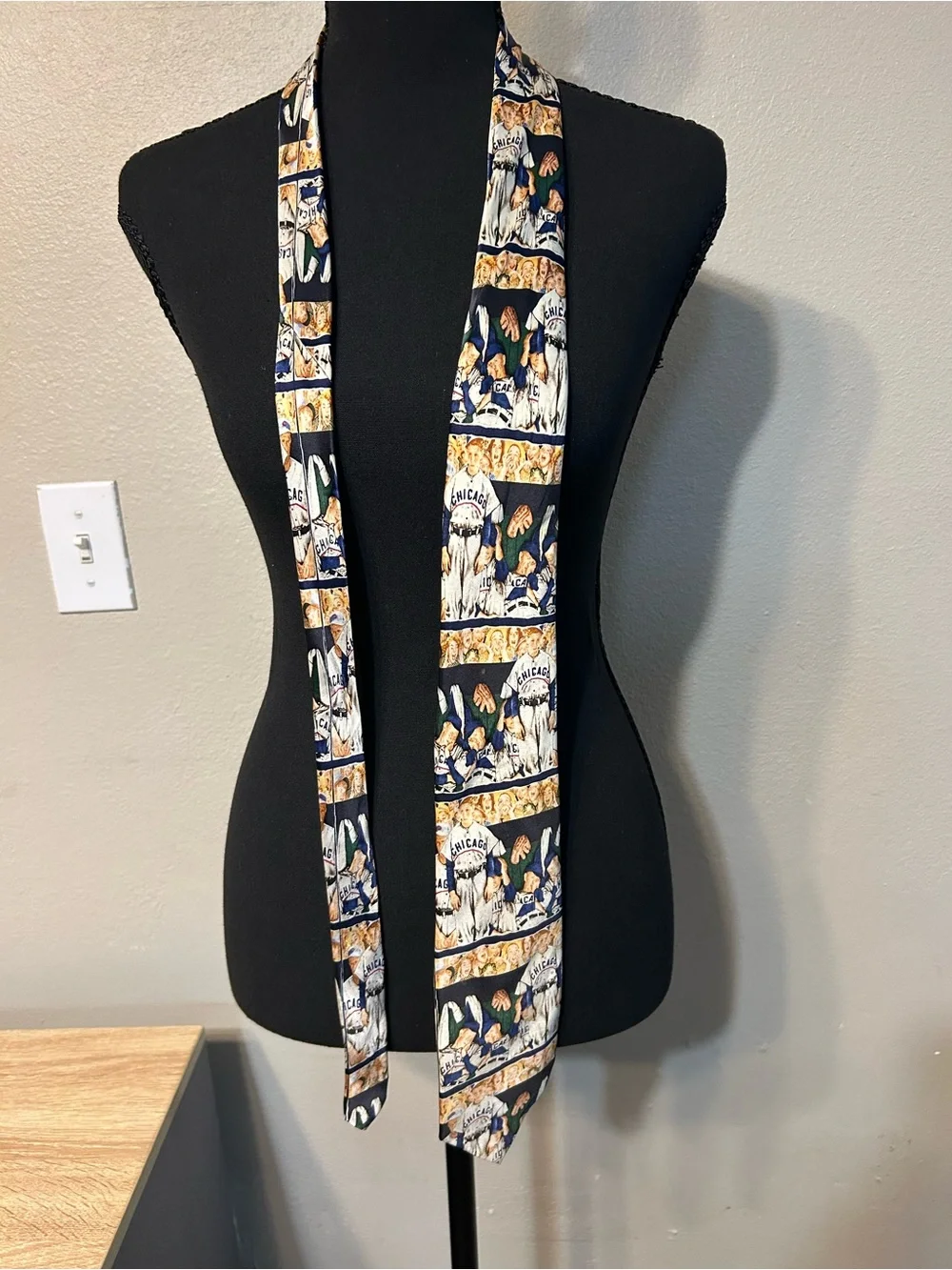 Norman Rockwell The Dug Out Silk Tie Museum Artifacts Chicago Baseball 1948